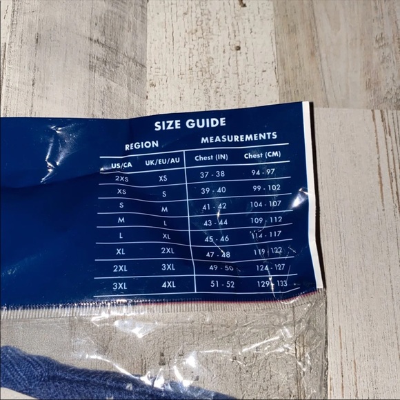 Official Numskull  Fallout 76  Sweater - Picture 4 of 5